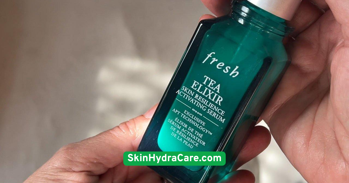 Layer a Serum Rich in Humectants